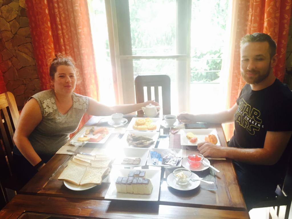 Aronka Homestay Kandy Bagian luar foto